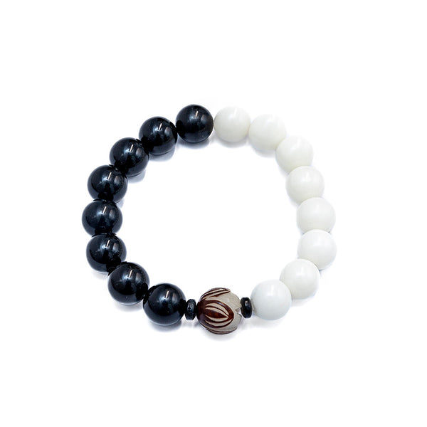 Lotus-carved bodhi root bracelet